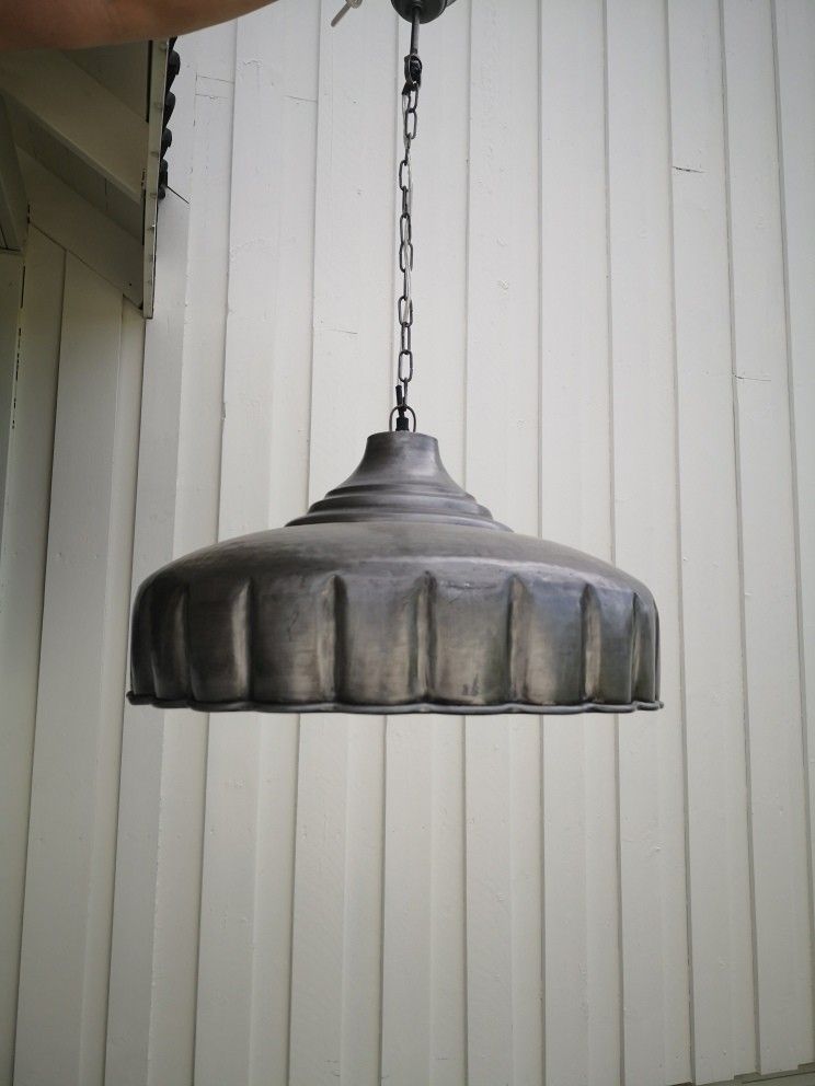 Industriell lampe | FINN.no Industrielle taklamper selges | FINN.no