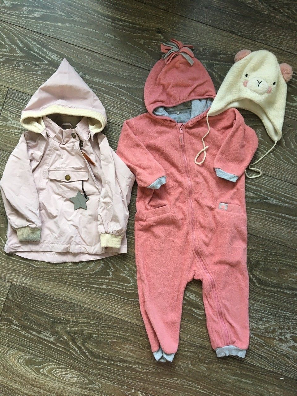 Miniature jakke str.92 + fleece dress og vinterlue | FINN.no Mini a ture vinterjakke str 92 | FINN.no
