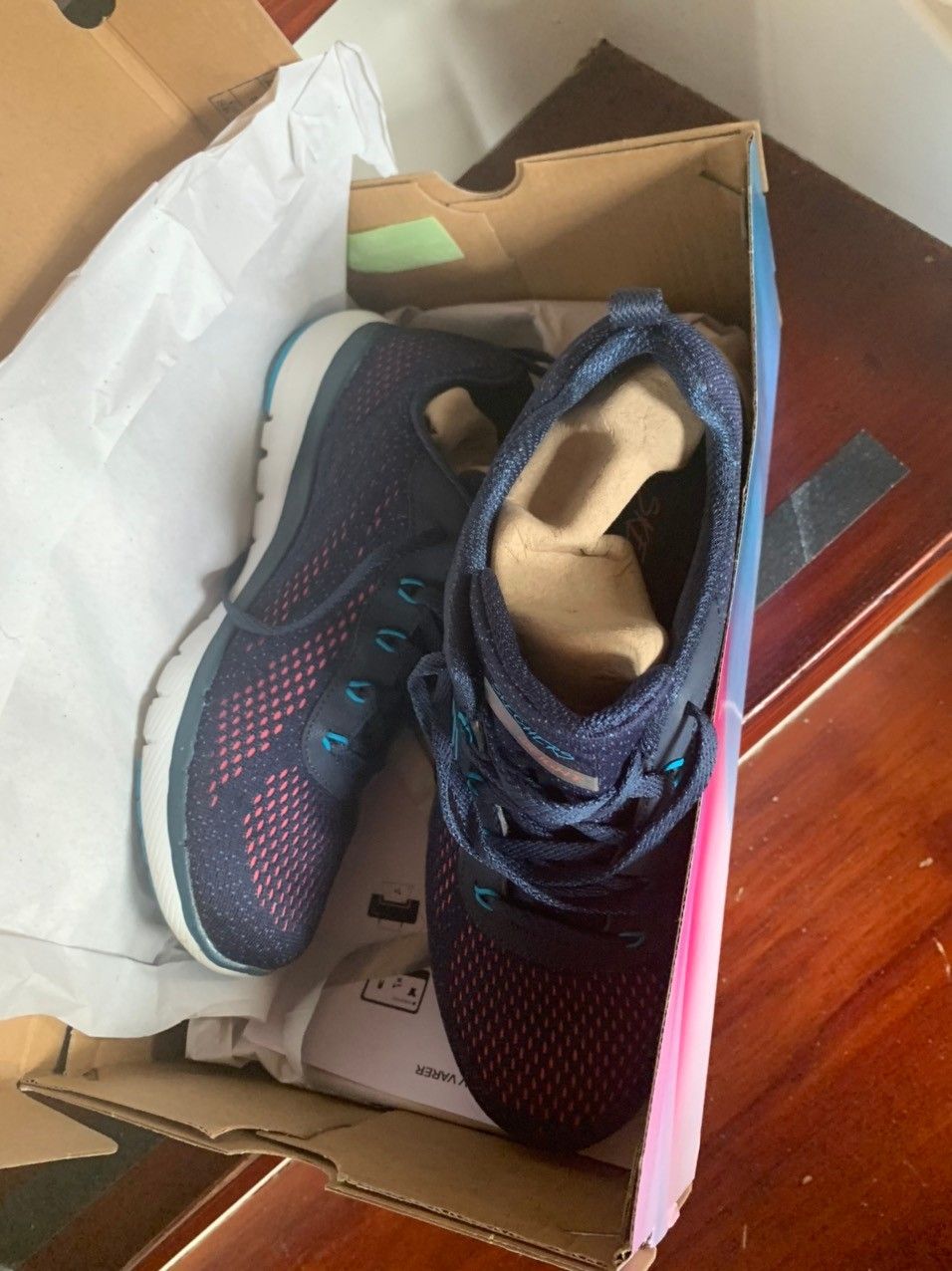 Sketchers sko str 38 . Dame | FINN.no Dame sko i str 38 til salg | FINN.no
