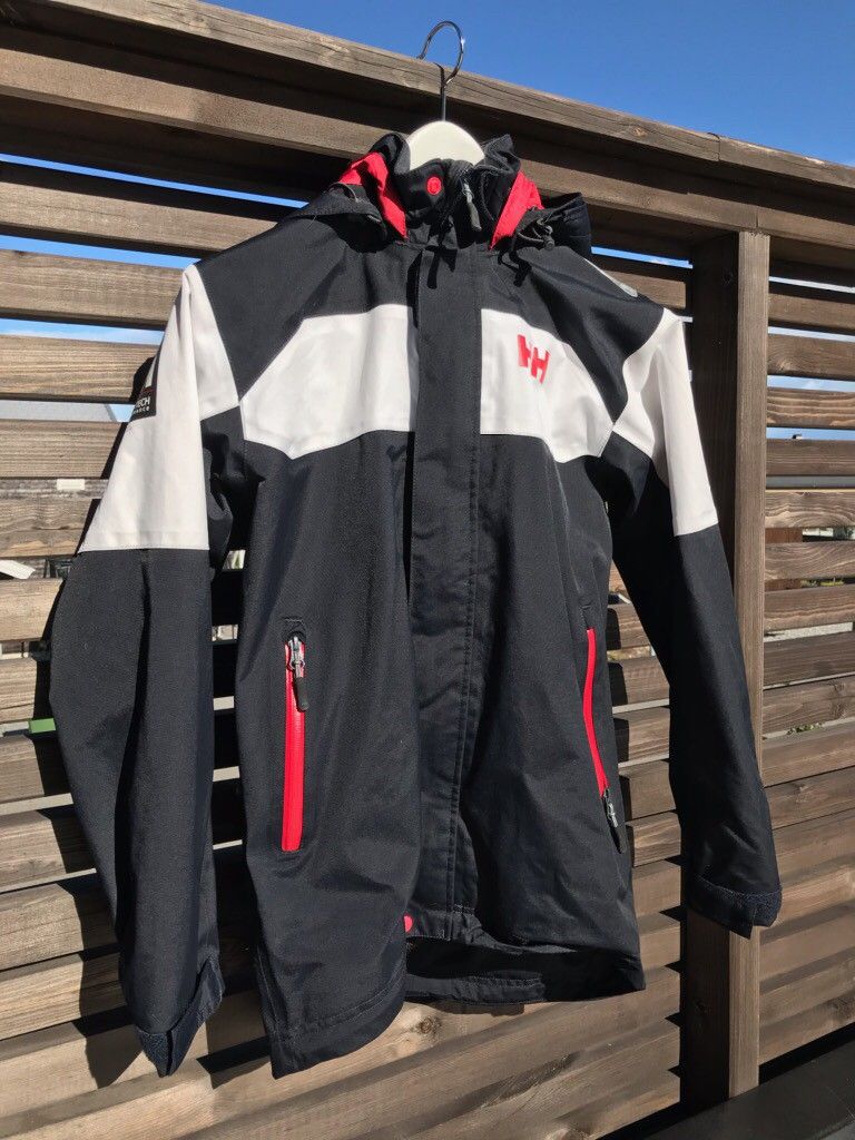 Helly Hansen 14 164 selges | FINN.no Helly Hansen 14 164 selges | FINN.no