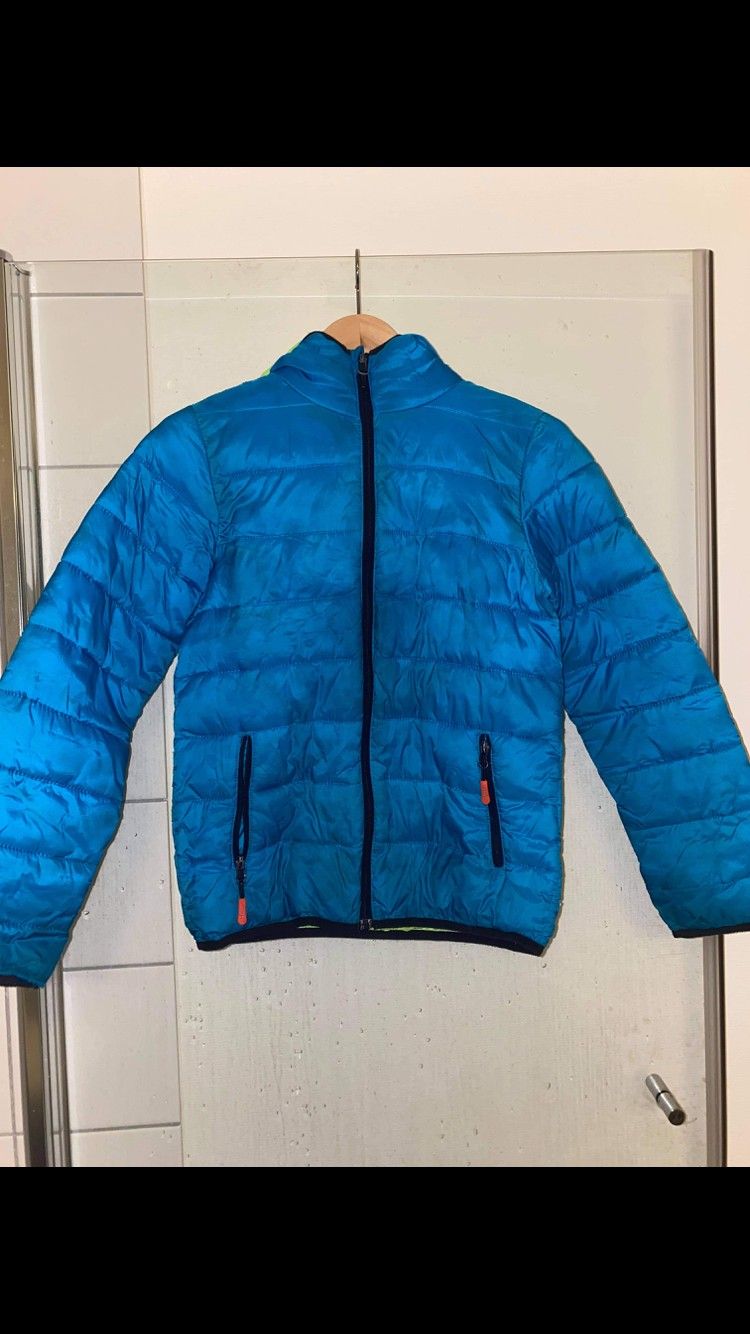 Vikafjell jakke str 14år | FINN.no Vikafjell jakke str 14år | FINN.no