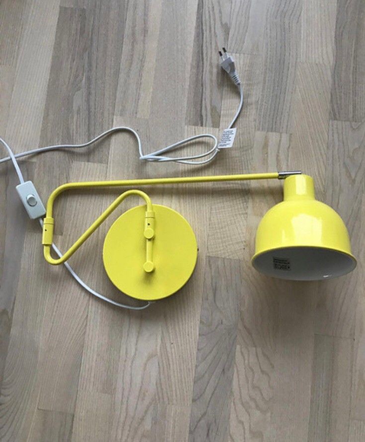 Vegglampe 2 stk gule lamper | FINN.no 2 stk. Lamper vegg | FINN.no