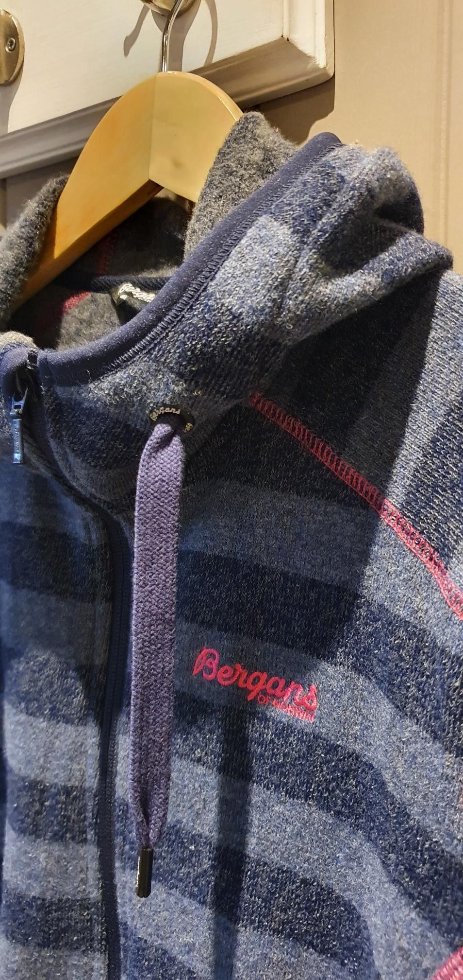 Meget lite brukt Bergans lady Humle jakke | FINN.no Bergans HUMLE lady jakke | FINN.no