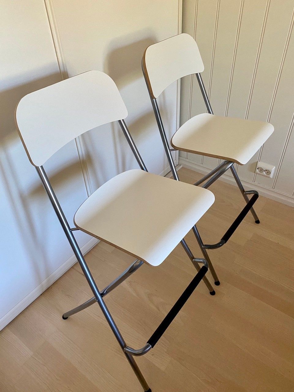 To ikea Franklin barstoler selges samlet for 300kr | FINN.no To ikea Franklin barstoler selges samlet for 300kr | FINN.no
