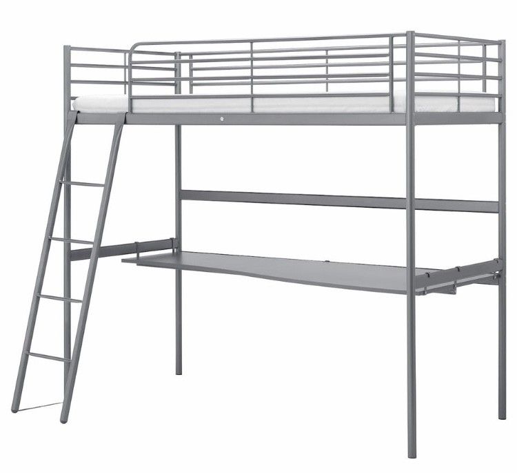 Loftseng med skrivebordtopp, Svärta fra IKEA | FINN.no Loftsseng, Ikea Stuva | FINN.no