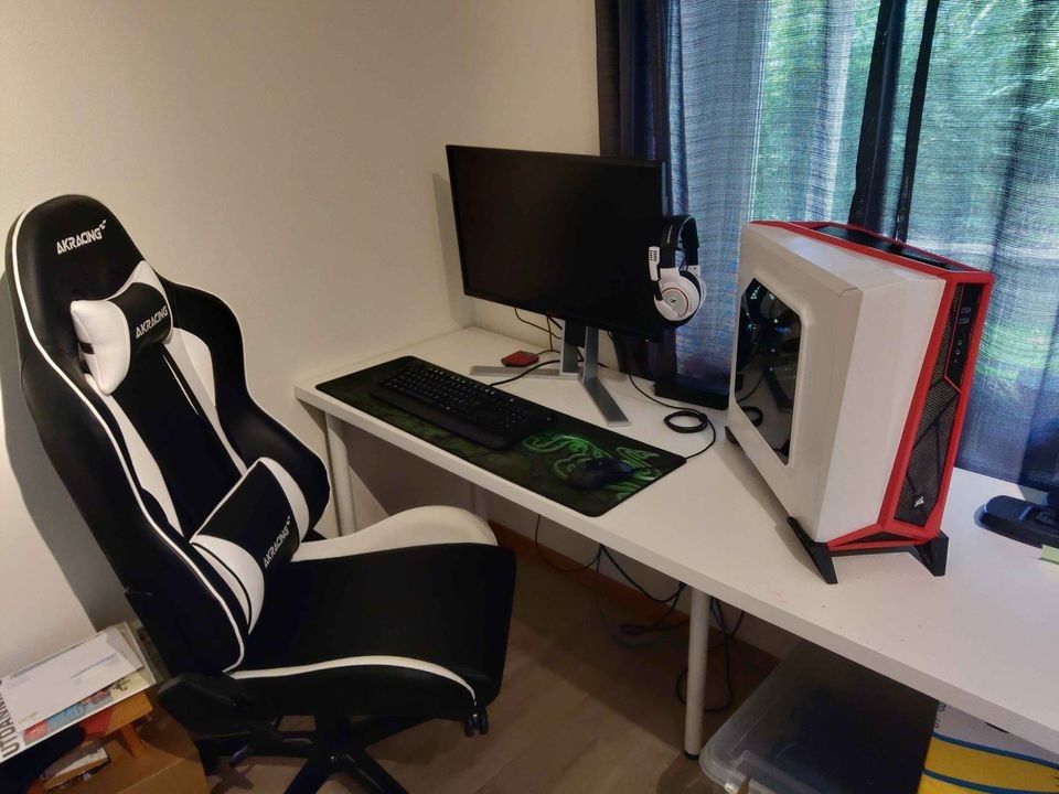 DatamaskinGaming PCSpill PC | FINN.no Gaming stol, mus, musematte og skjerm | FINN.no