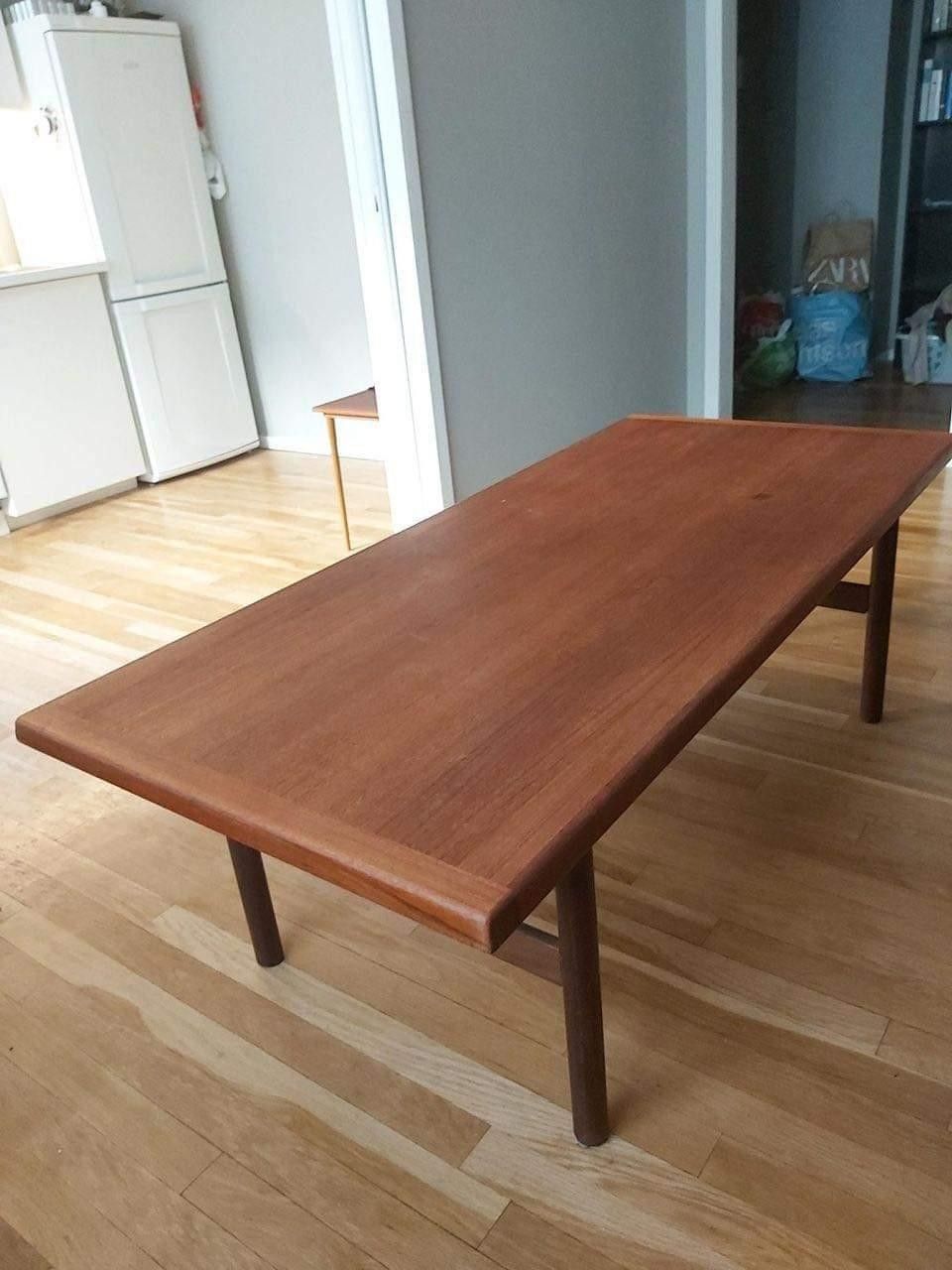 Salongbord i teak | FINN.no Teak salongbord i god stand | Salongbord, Spisebord, Leilighet