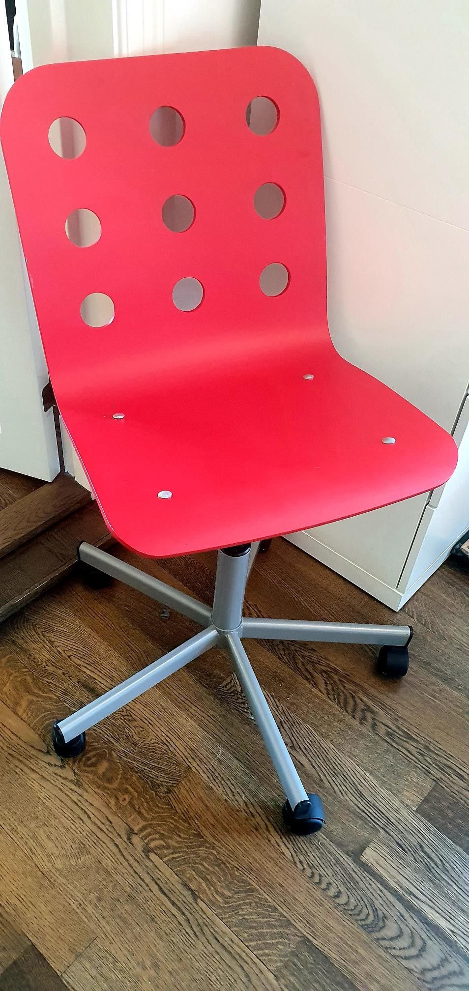 Pent brukt IKEA kontorstol | FINN.no Pent brukt kontorstol fra IKEA | FINN.no