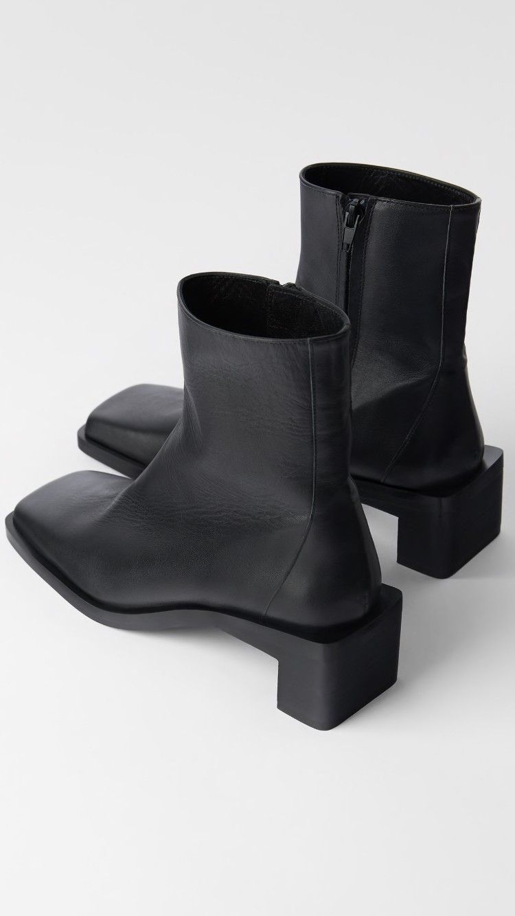 Zara bootsankelstøvletter square toe | FINN.no Ankel støvletter fra Zara str 35 | FINN.no
