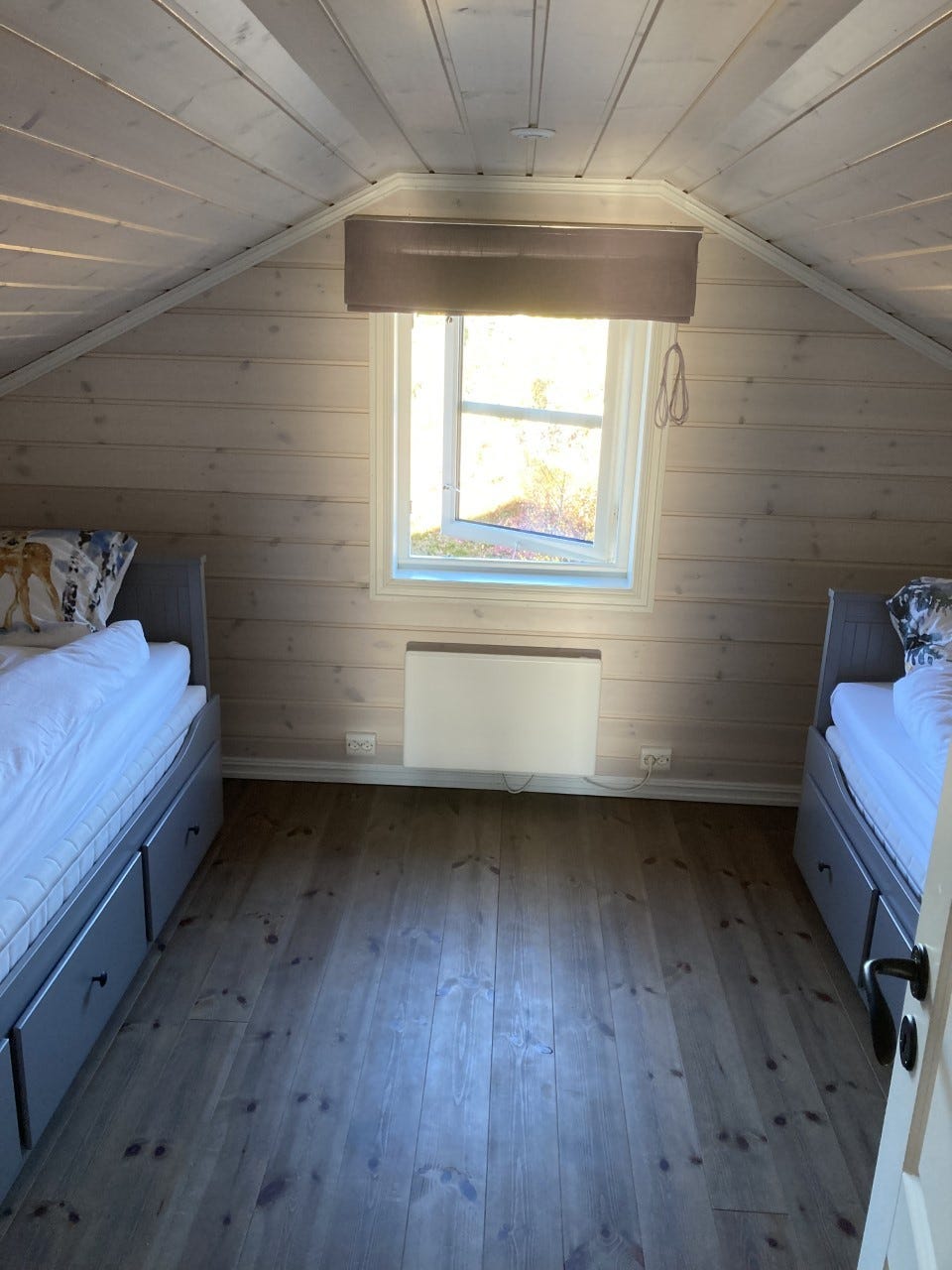 Soverom 3, oppe Galleribilde