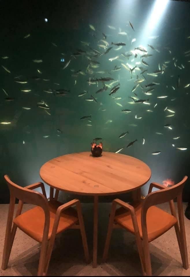 Under. Verdens største undervannsrestaurant med Michelinstjerne Galleribilde