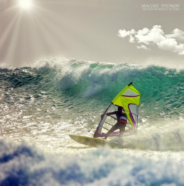 Og samme gjelder andrevannsporter. SUP, Kajakk, kano ellersurfing kan bedrives mange steder, bare avhengig av ferdighetsnivået ditt. Galleribilde