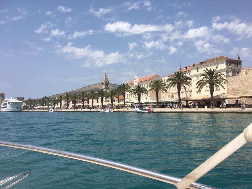 Trogir fra sjøsiden Galleribilde