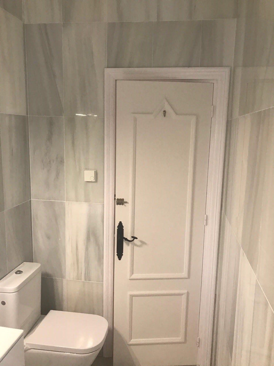 Bad i 1 etg., nyoppusset juli 2021. Galleribilde