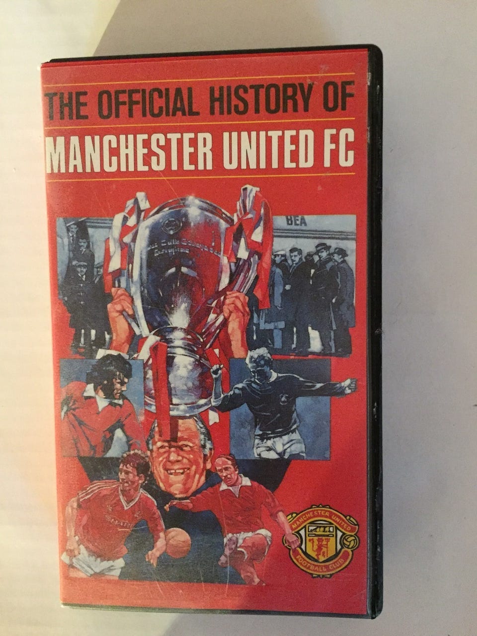 その他 Manchester United - The Official History MANCHESTER UNITED / THE OFFICIAL HISTORY OF - VHS FILM | FINN-torget