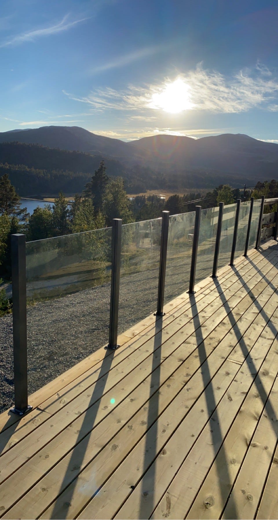 Kveldssol utsikt mot Rødalshøa Galleribilde