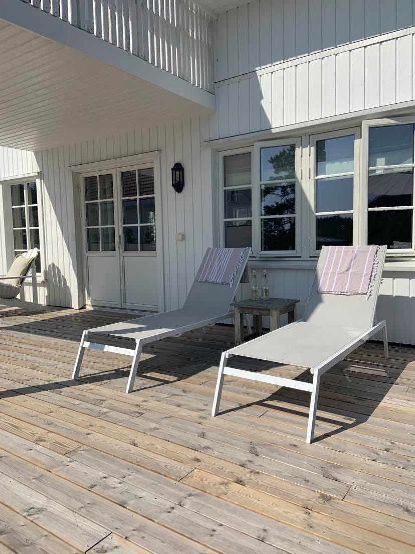 solsenger på terassen Galleribilde