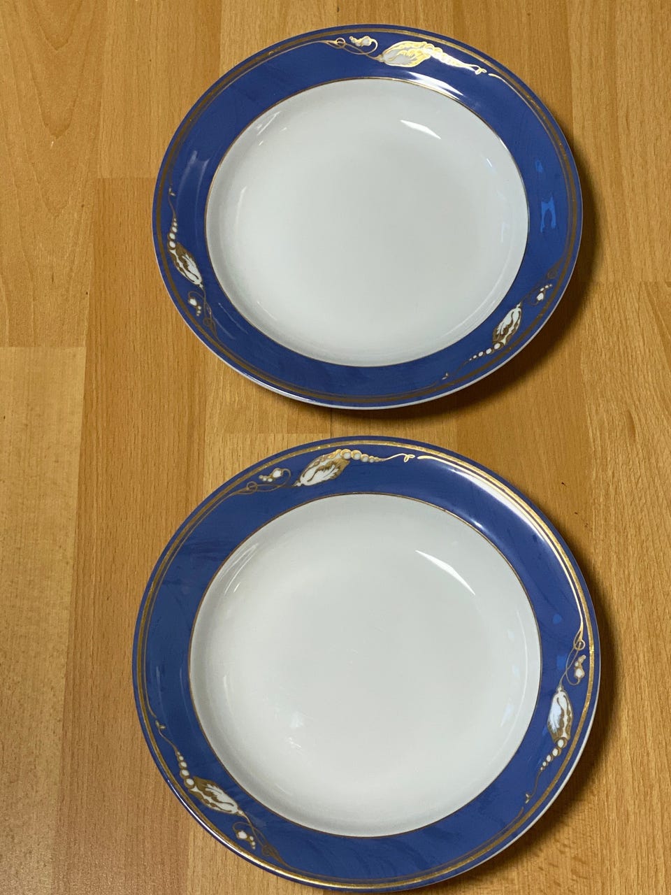 Kongelig Dansk / Royal Copenhagen Blå Magnolia | FINN-torget