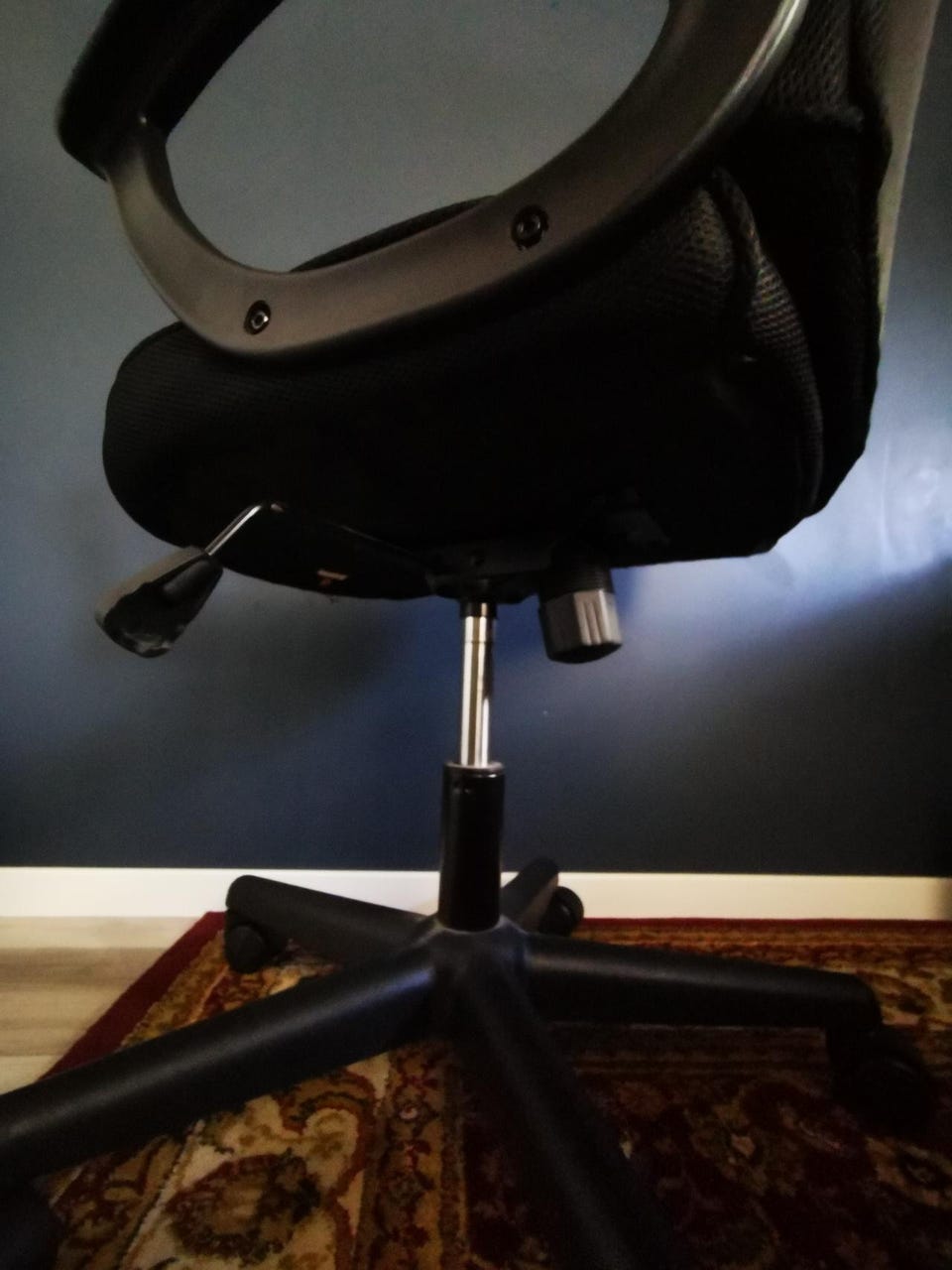 Gamingstol HARLEV svart FINN-torget