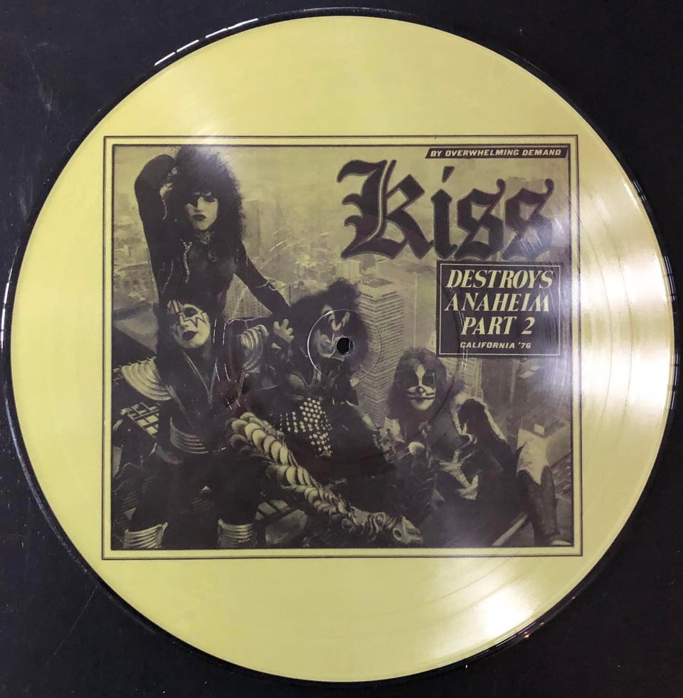 ＜LPレコード＞ KISS / DESTROYS ANAHEIM Kiss – Destroys Anaheim – Vinyl (LP, Unofficial Release