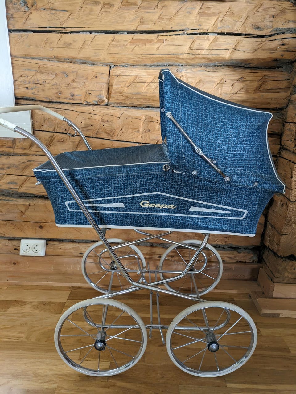 Product image 1 of 4