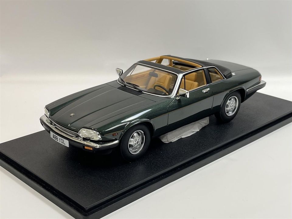 104-043 Cult 1/18 ジャガー XJ-SC Sage グリーン Jaguar XJ-SC 1983 modell-Sage Metallic Green Limited Edition
