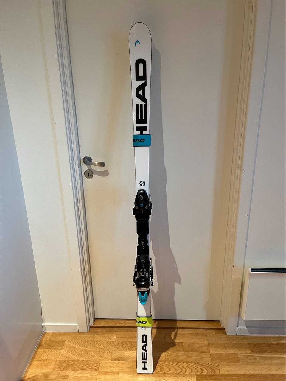 HEAD スキー板　GS 173cm/R21.0 HEAD スキー板 GS 173cm/R21.0 スキー ヘッド gs 板」の人気商品