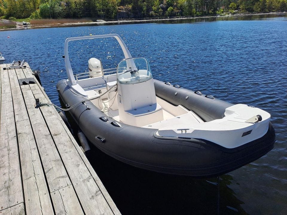 Rib 23 fotr 200 hk motor Mulig å leie Galleribilde