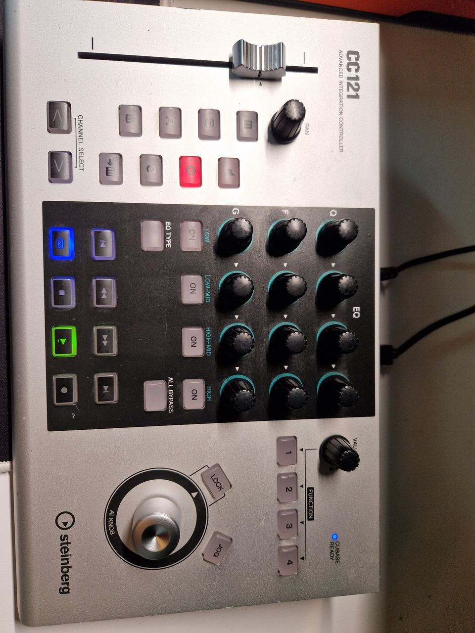 DTM・DAW steinberg cc121 Steinberg CC121 full frame