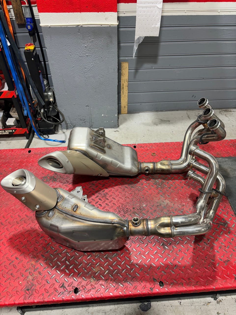 holder-til-bremsecaliper-bak-1stk-finn-torget