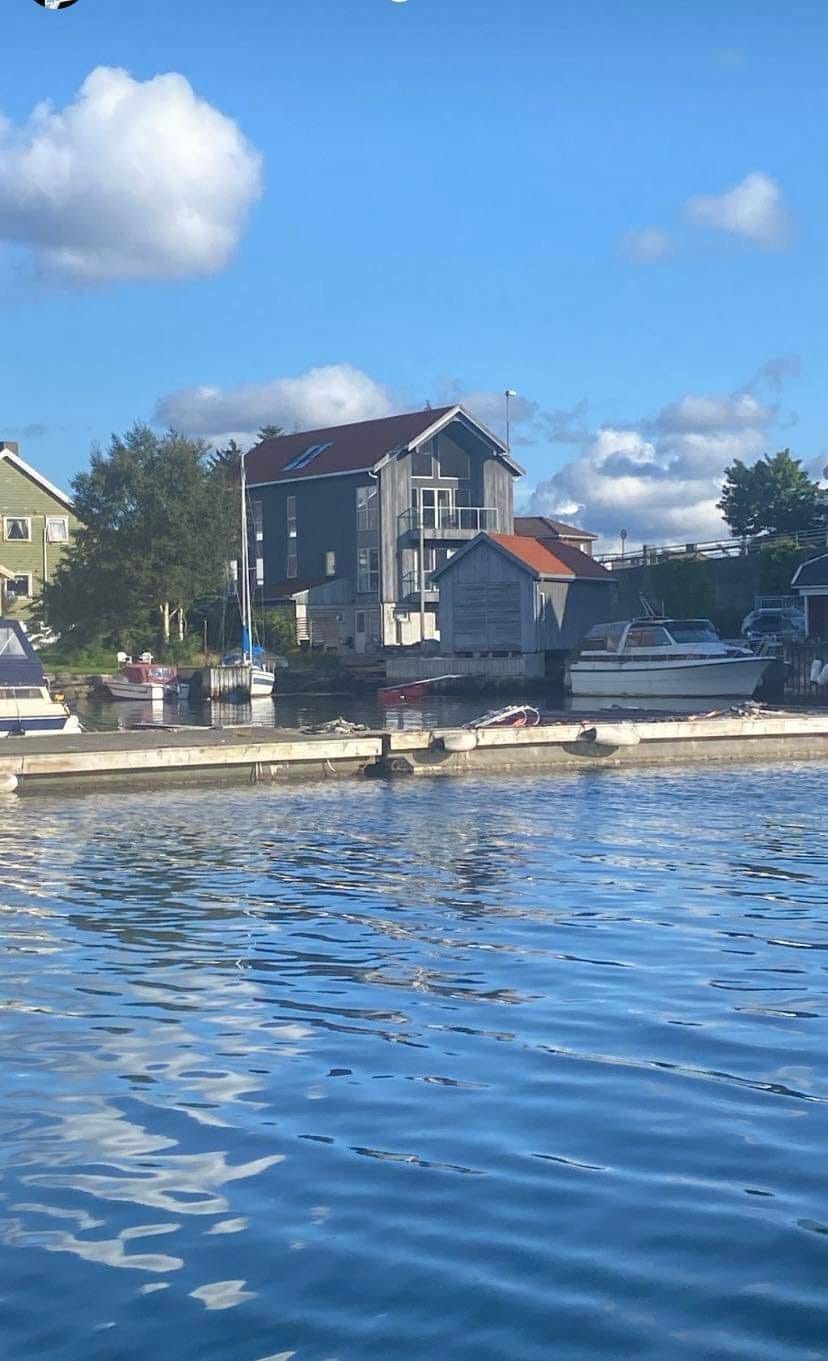 Brygge og tilgang til sjø Galleribilde