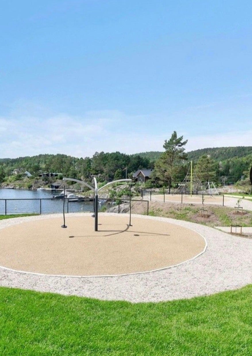 Lekepark ved stranden Galleribilde