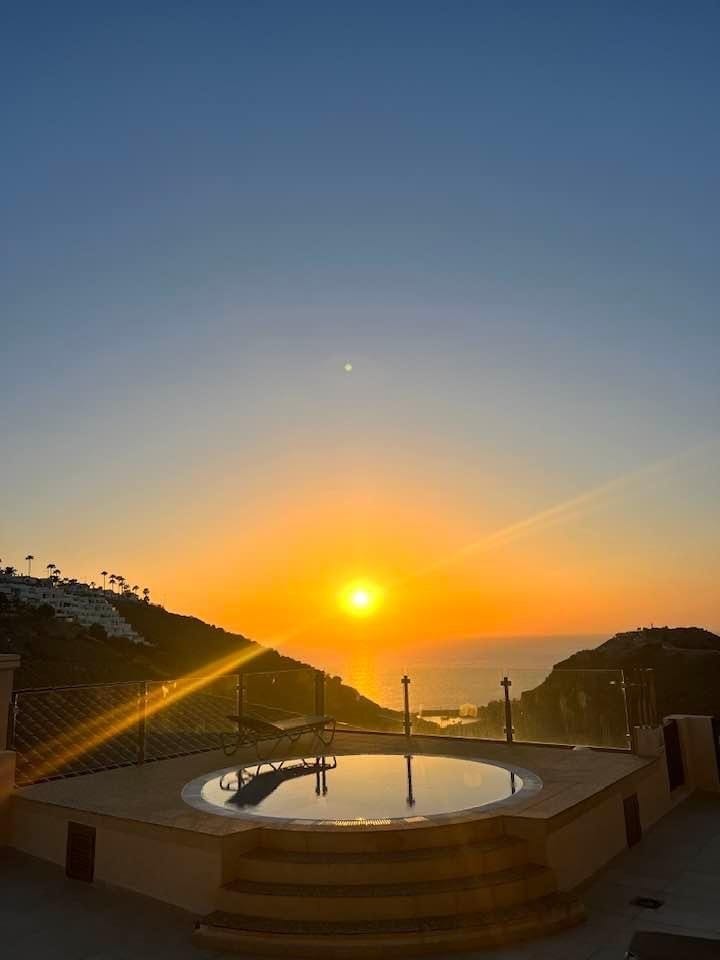 Solnedgang februar 2024 - 2 Galleribilde