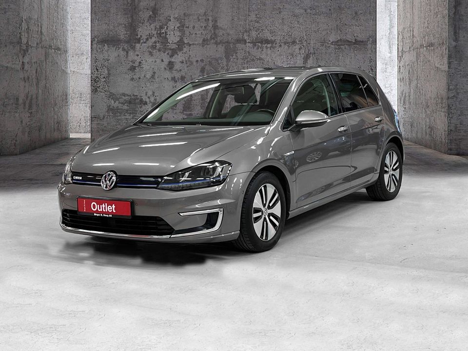 Her får du folkefavoritten Volkswagen Golf, denne i den elektriske utgaven e-Golf!
