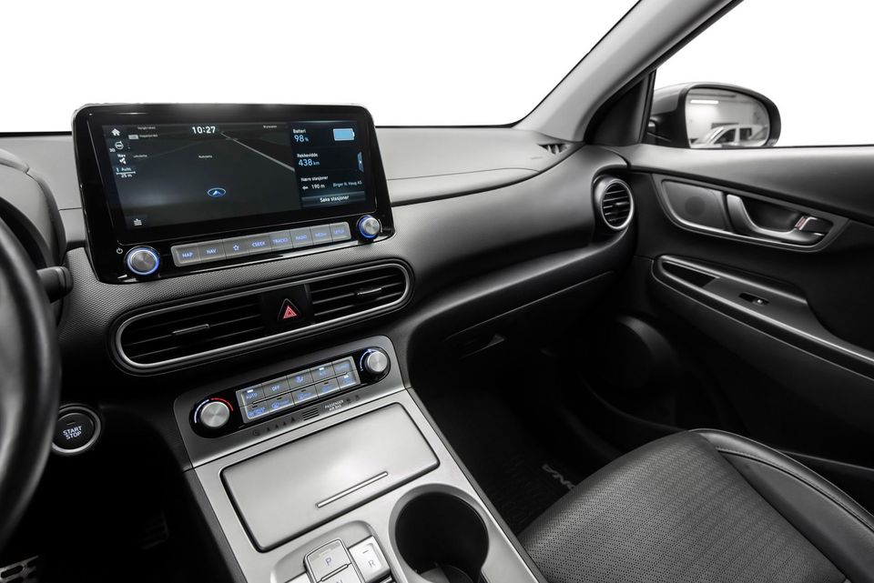 Med appen Hyundai Bluelink kan du enkelt forhåndsvarme bilen, starte/stoppe lading, sjekke låsestatus mm.