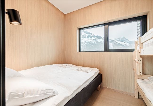 Soverom 2, 150cm seng og køyeseng Galleribilde