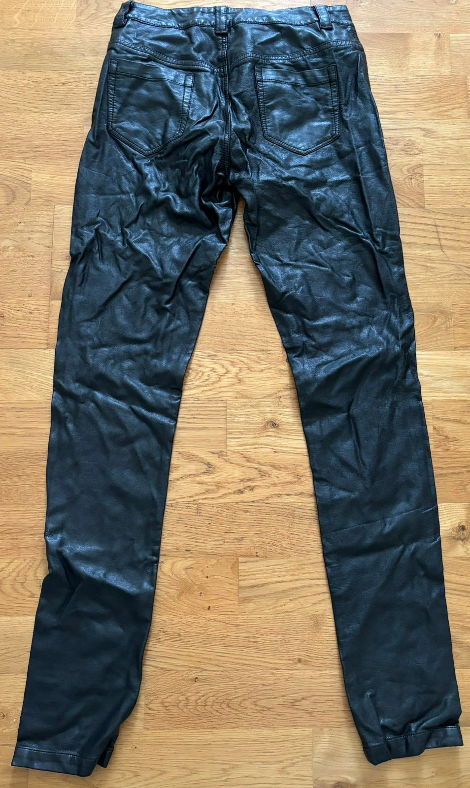 Product image 24 of 34