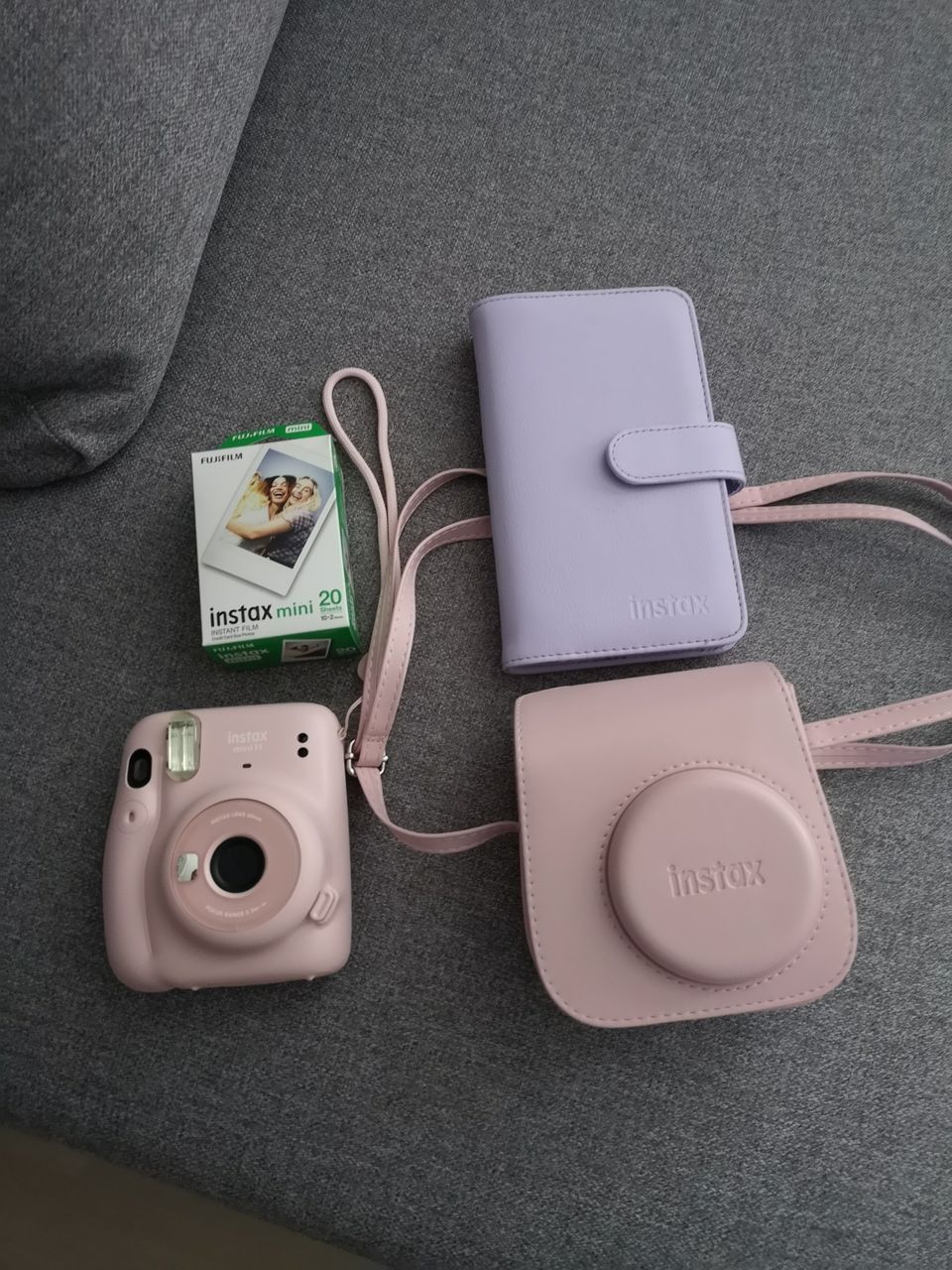 Goji Instax Mini 11 etui (sort) | FINN-torget