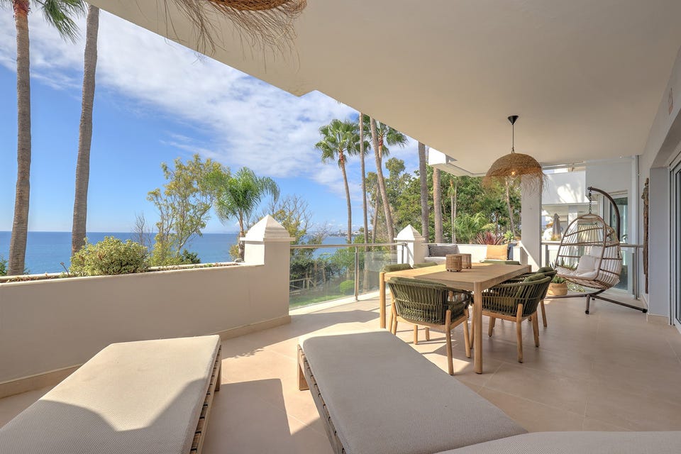 Estepona - Eksklusive strandlinjeleiligheter og toppleiligheter med panoramautsikt over Middelhavet – bilde 3