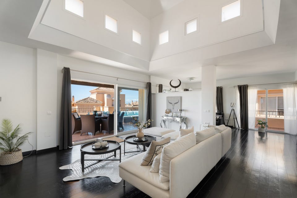 Elviria - Luksuriøs Duplex Penthouse med panoramautsikt og sentral beliggenhet - 286kvm terrasse – bilde 2