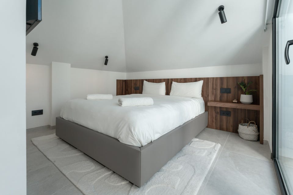 Bo midt i Marbella - Duplex penthouse med solrike terrasser og frontlinjeutsikt mot La Concha – bilde 5