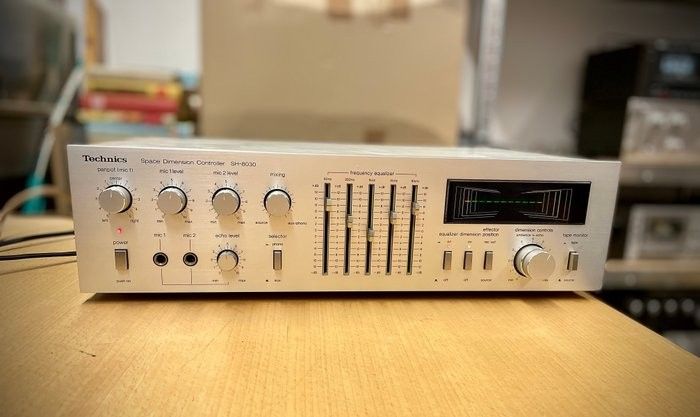 アンプ Technics SH-8030 Space Dimension Controller SH-8030 Ampl/Mixer Technics brand