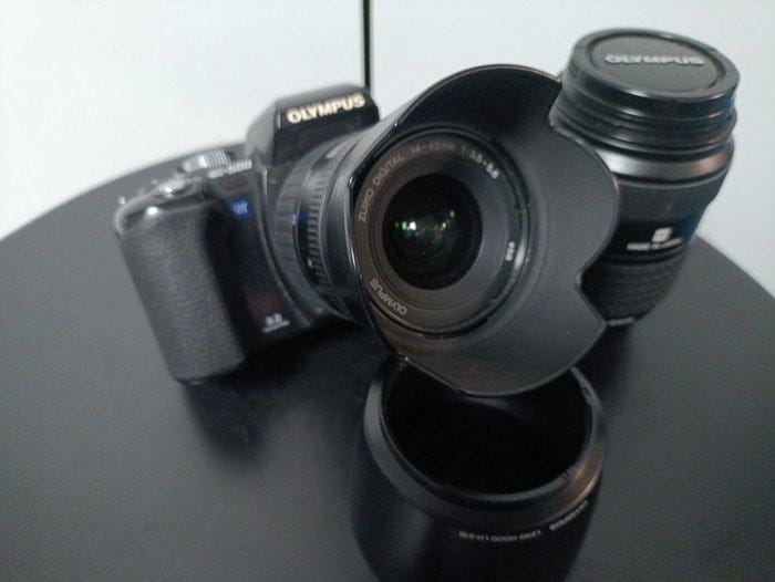 Olympus E-500 incl. Digital zuiko 14-45 und 40-150mm