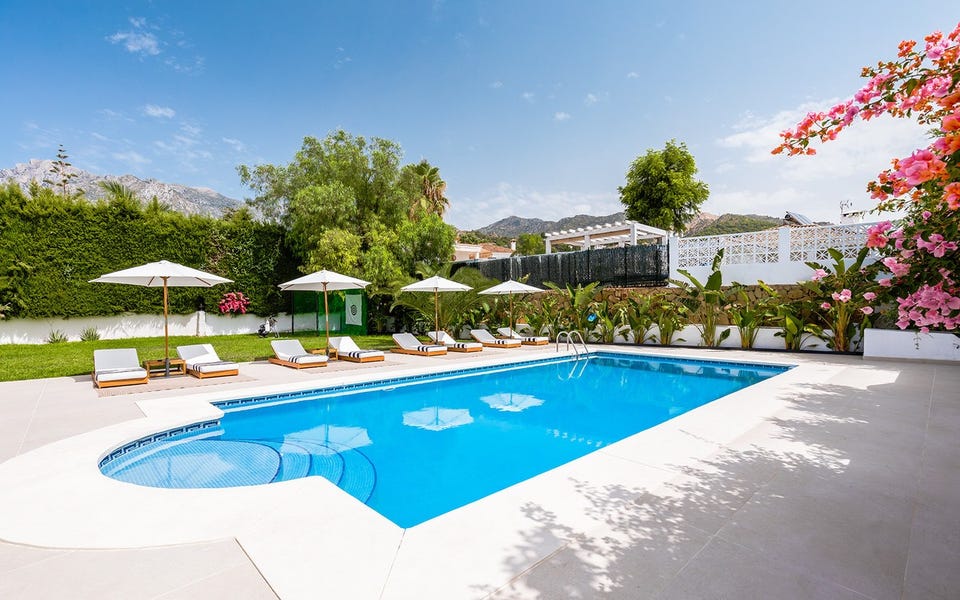 Eksklusiv designvilla med 6 soverom, privat hage og basseng - Kun minutter fra Golden Mile, Marbella – bilde 4