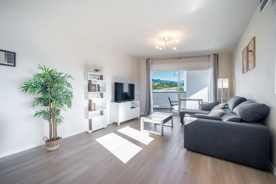 Estepona - Elegant 2-soveroms leilighet med turistlisens i attraktivt boligkompleks – bilde 2