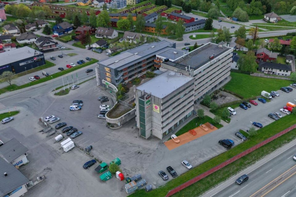 Leietaker og deres besøkende vil kunne benytte parkering som angitt.