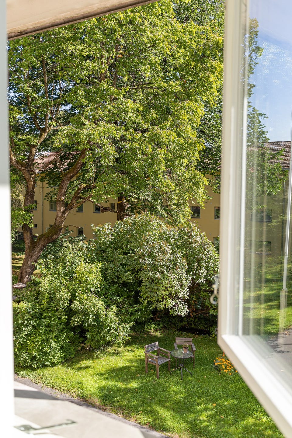 Stor, pen og gjennomgående 2-roms | Nytt bad 2017 | "Walk-in-closet" | Fyring og varmtvann inkl | Ingen dok.avg. — bilde 13