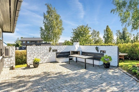 Flott romslig uteområde