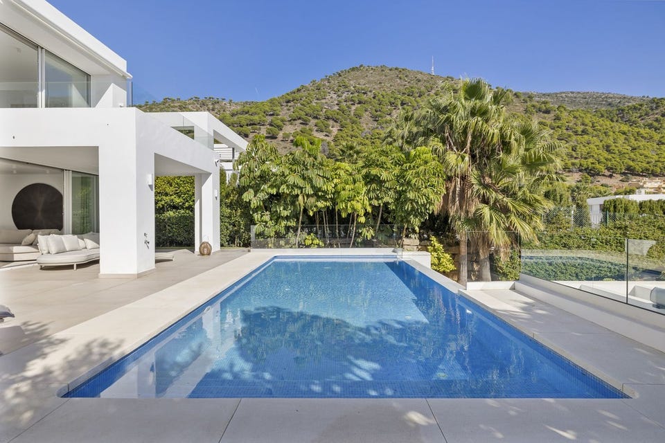 Mijas - Moderne villa bygget 2020 med infinity-basseng i rolige Buenavista - 3 soverom – bilde 4