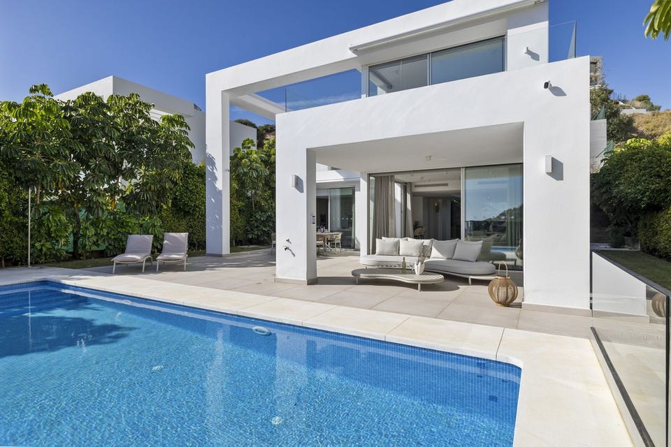 Mijas - Moderne villa bygget 2020 med infinity-basseng i rolige Buenavista - 3 soverom – bilde 3